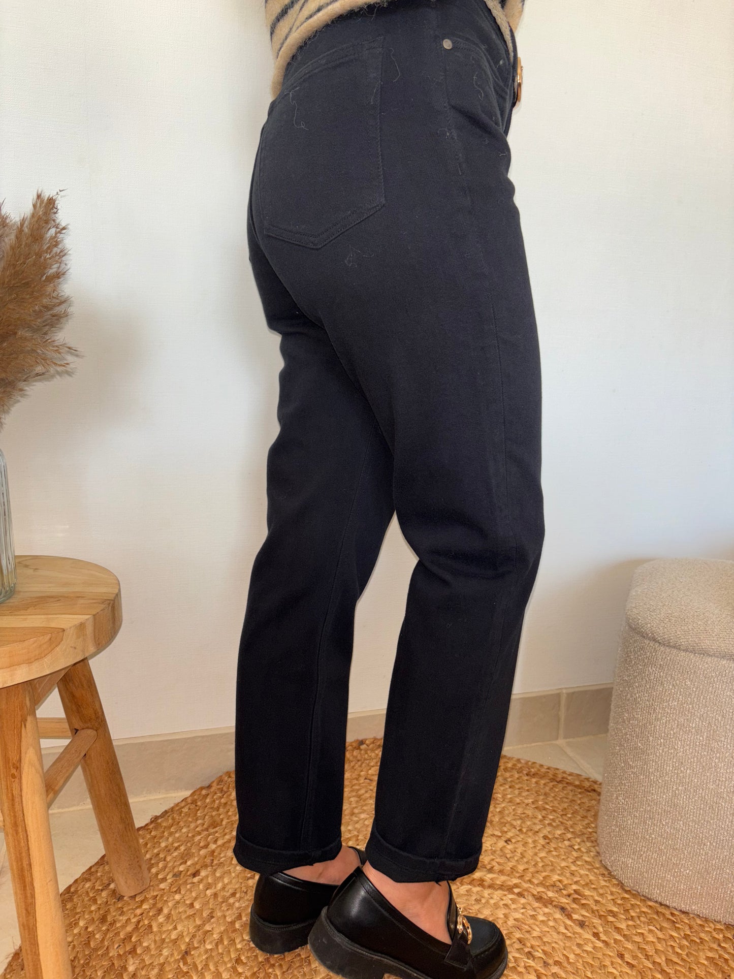 Jean mom noir